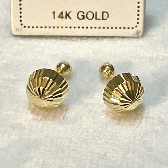 Solid Yellow Gold 14 Karat Half Moon Diamond Cut Stud 8mm mm Earring - Picture 2 of 6